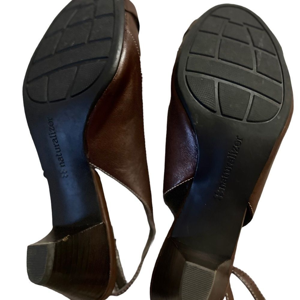 Naturalizer Sling Backs. Size 9.5. Barely Worn. - Picture 3 of 3